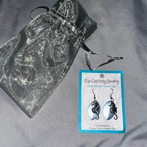 Eye catching jewelry